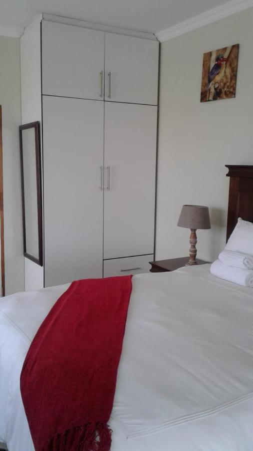Vinolux Guest House อึมทาทา ภายนอก รูปภาพ