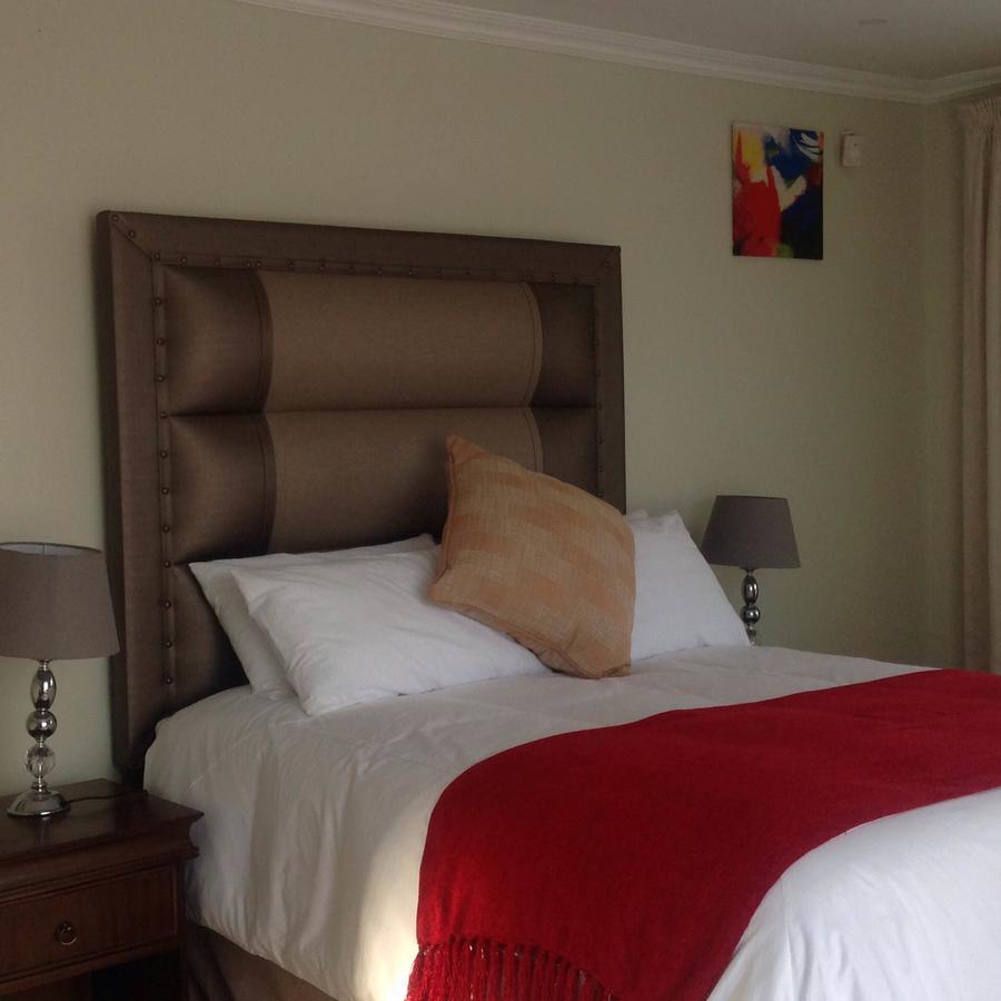 Vinolux Guest House อึมทาทา ภายนอก รูปภาพ